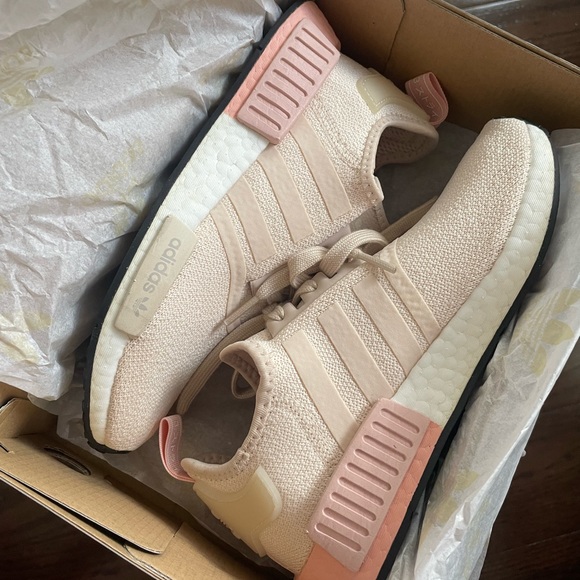adidas NMD R1 Women’s in sz 6.5 - Picture 7 of 9